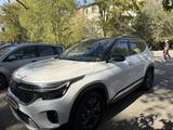 Kia Seltos 2024 года за 8 300 000 тг. в Алматы – фото 2