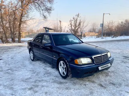 Mercedes-Benz C 200 1995 года за 1 550 000 тг. в Алматы – фото 11