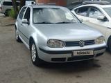 Volkswagen Golf 2001 года за 2 050 000 тг. в Астана