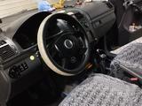 Volkswagen Touran 2003 года за 3 500 000 тг. в Караганда – фото 4