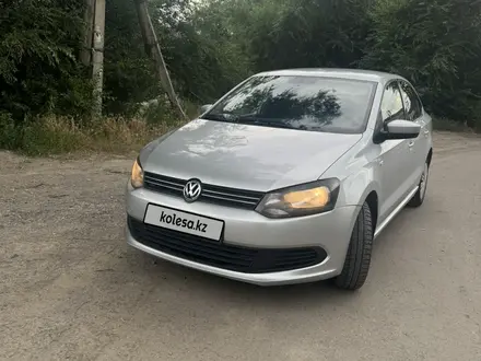 Volkswagen Polo 2014 года за 4 400 000 тг. в Алматы – фото 2