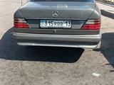 Бампера мерседес w124 mers 124 обвес в круг спойлер пороги за 30 000 тг. в Шымкент – фото 5