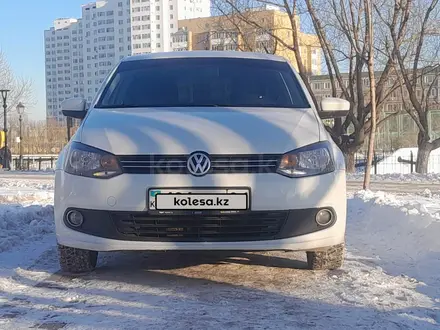 Volkswagen Polo 2015 года за 4 600 000 тг. в Астана – фото 2