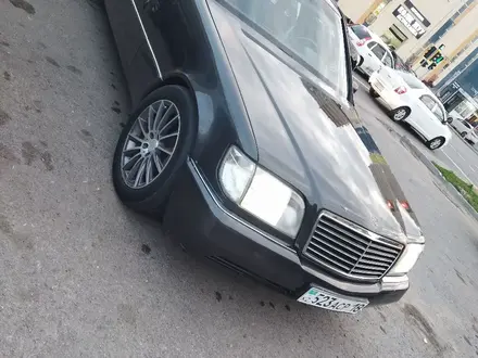 Mercedes-Benz S 300 1993 года за 2 700 000 тг. в Актобе – фото 19