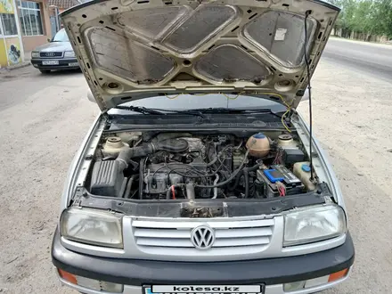 Volkswagen Vento 1994 года за 1 500 000 тг. в Шымкент – фото 9