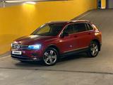 Volkswagen Tiguan 2017 года за 10 000 000 тг. в Алматы