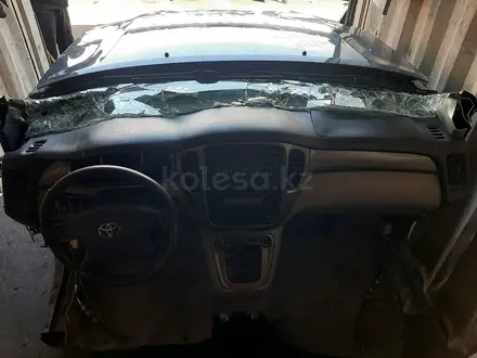 Панель для Toyota Highlander за 50 000 тг. в Алматы