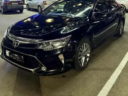 Toyota Camry 2017 года за 14 000 000 тг. в Астана – фото 2