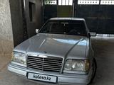 Mercedes-Benz E 230 1992 года за 1 550 000 тг. в Шымкент – фото 4