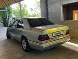 Mercedes-Benz E 230 1992 года за 1 550 000 тг. в Шымкент – фото 3