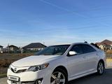 Toyota Camry 2013 годаүшін8 000 000 тг. в Атырау