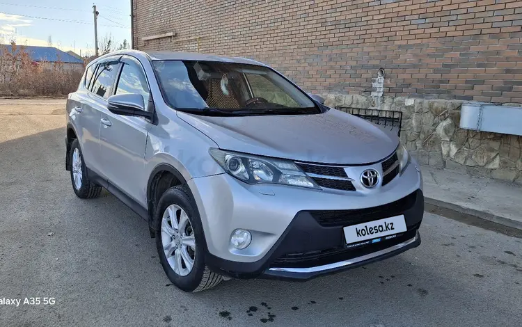 Toyota RAV4 2013 года за 8 600 000 тг. в Актобе