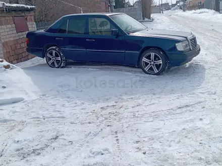 Mercedes-Benz E 260 1990 года за 2 200 000 тг. в Павлодар – фото 13