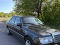 Mercedes-Benz E 230 1991 года за 900 000 тг. в Караганда