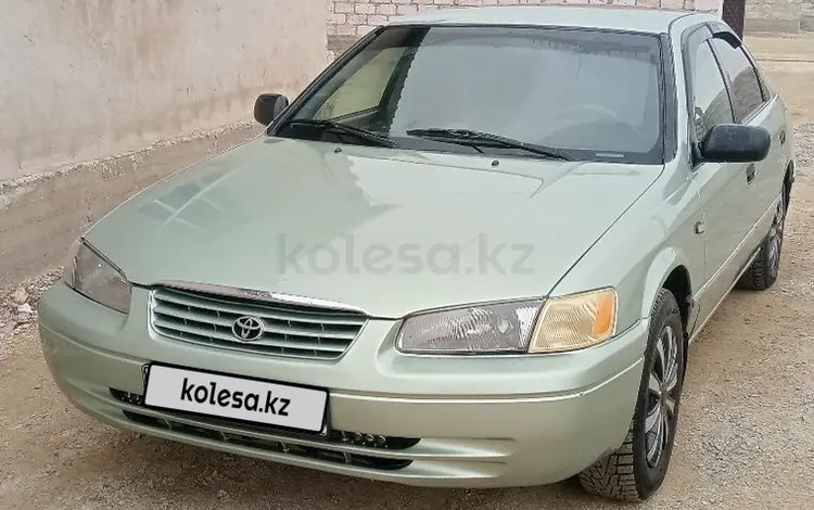 Toyota Camry 2000 годаfor3 200 000 тг. в Актау