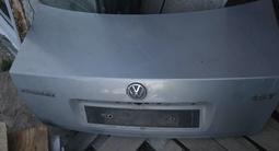 Пассат задний багажник за 10 000 тг. в Астана – фото 2