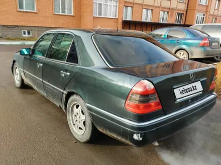 Mercedes-Benz C 180 1994 года за 1 100 000 тг. в Караганда – фото 2