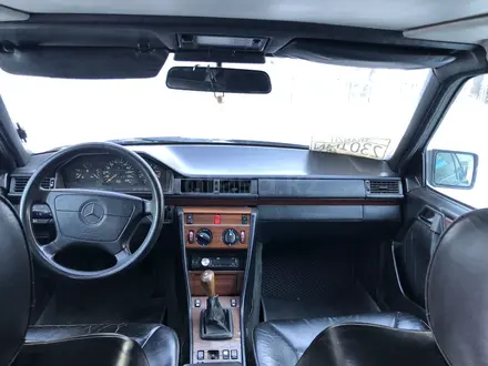 Mercedes-Benz E 200 1995 года за 1 550 000 тг. в Караганда – фото 12