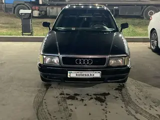 Audi 80