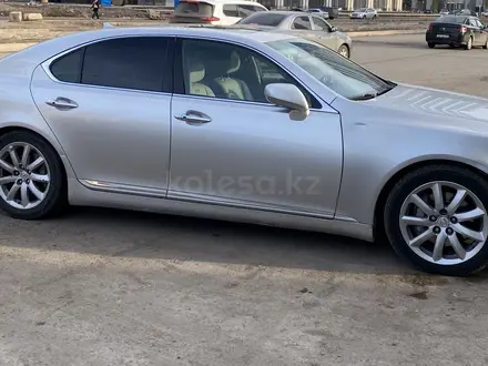 Lexus LS 460 2007 года за 5 999 900 тг. в Астана – фото 2