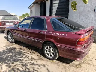 Mitsubishi Galant