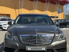 Mercedes-Benz E-Class, 2011