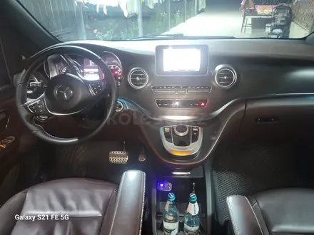 Mercedes-Benz V 250 2017 года за 26 500 000 тг. в Алматы – фото 15