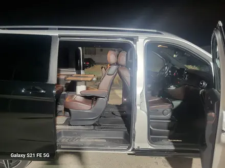 Mercedes-Benz V 250 2017 года за 26 500 000 тг. в Алматы – фото 18