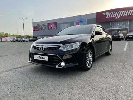 Toyota Camry 2015 года за 11 000 000 тг. в Усть-Каменогорск – фото 2