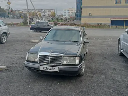 Mercedes-Benz E 200 1992 года за 1 100 000 тг. в Атбасар
