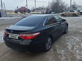 Toyota Camry 2016 года за 10 000 000 тг. в Уральск – фото 4