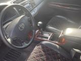 Toyota Camry 2005 годаүшін4 000 000 тг. в Атырау – фото 5