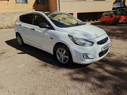 Hyundai Accent 2014 года за 3 800 000 тг. в Балхаш – фото 2