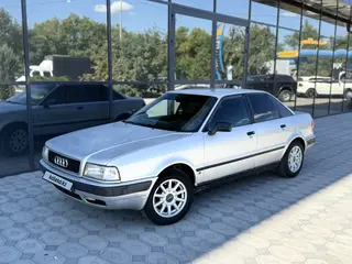 Audi 80