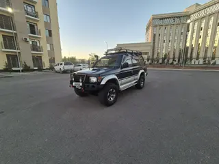 Mitsubishi Pajero, 1996