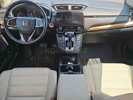 Honda CR-V 2017 года за 8 400 000 тг. в Алматы – фото 8