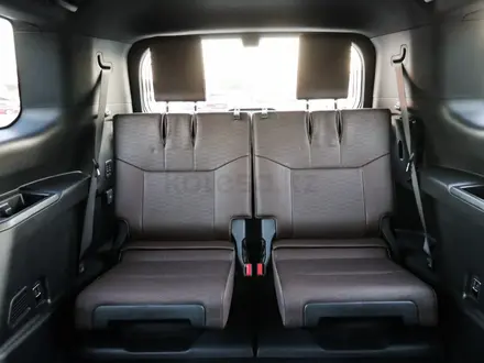 Toyota Land Cruiser Prado 2025 года за 45 000 000 тг. в Алматы – фото 18