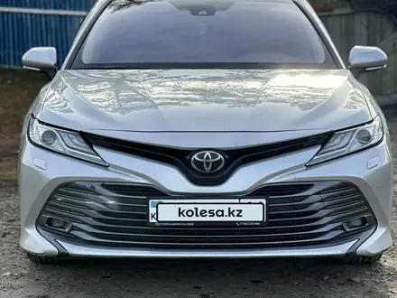 Toyota Camry 2021 года за 15 000 000 тг. в Павлодар