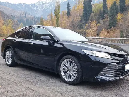 Toyota Camry 2021 года за 17 000 000 тг. в Алматы – фото 4