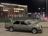 Mercedes-Benz E 230 1990 года за 1 300 000 тг. в Астана – фото 4