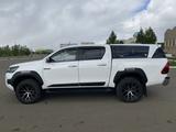 Toyota Hilux 2015 года за 16 000 000 тг. в Уральск – фото 3