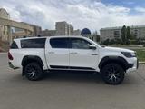 Toyota Hilux 2015 года за 16 000 000 тг. в Уральск – фото 4