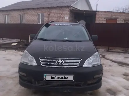 Toyota Avensis Verso 2005 года за 5 550 000 тг. в Актобе