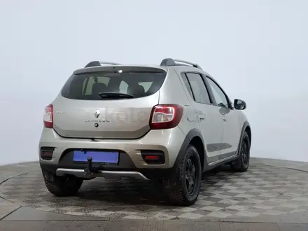 Renault Sandero Stepway 2016 года за 2 450 000 тг. в Астана – фото 5