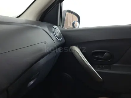 Renault Sandero Stepway 2016 года за 2 450 000 тг. в Астана – фото 21