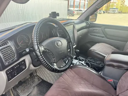 Toyota Land Cruiser 2006 года за 11 000 000 тг. в Актобе – фото 8
