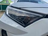 Toyota RAV4 2021 года за 16 000 000 тг. в Атырау – фото 5