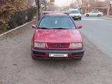 Volkswagen Vento 1994 года за 1 000 000 тг. в Алматы – фото 4