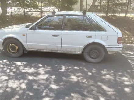 Mazda 323 1988 года за 450 000 тг. в Алматы