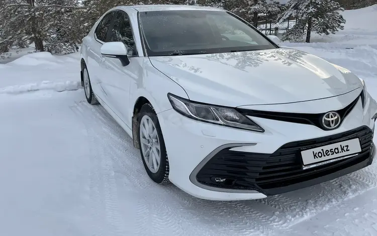 Toyota Camry 2021 годаfor15 100 000 тг. в Астана